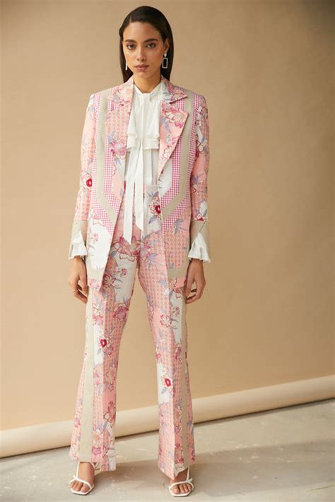 Shop Luxury Women Clothing – Jackets, Dresses & Shirts – BETRUE.official