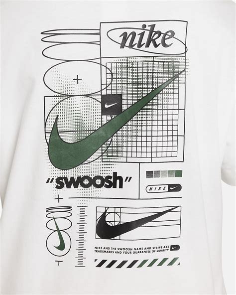 Nike Sportswear Older Kids' (Girls') T-Shirt. Nike IN