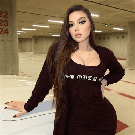 Who Is Rashel Kolaneci Inside The Personal