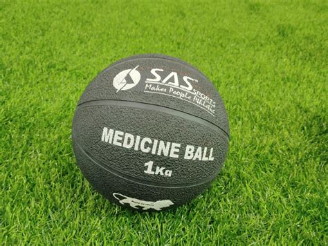 SAS Rubber Medicine Balls Smooth and Tread Textured Grip Dead Weight ...