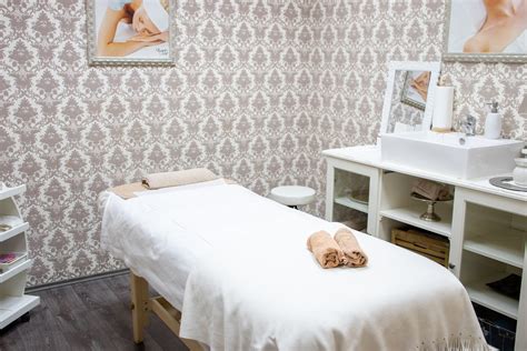 Salon Eleganz - Family City