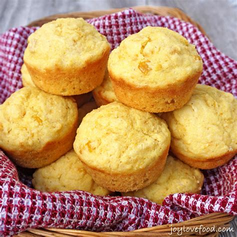 cornbread muffin recipe with creamed corn
