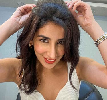 Nish Hair | Hair Toppers, Extensions & Wigs for Natural looking Volume