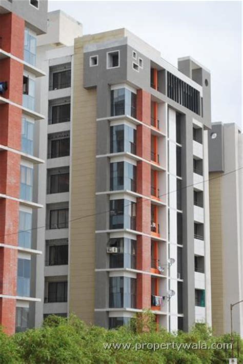 Sun Divine -1 - S G Highway, Ahmedabad - Apartment Project - PropertyWala