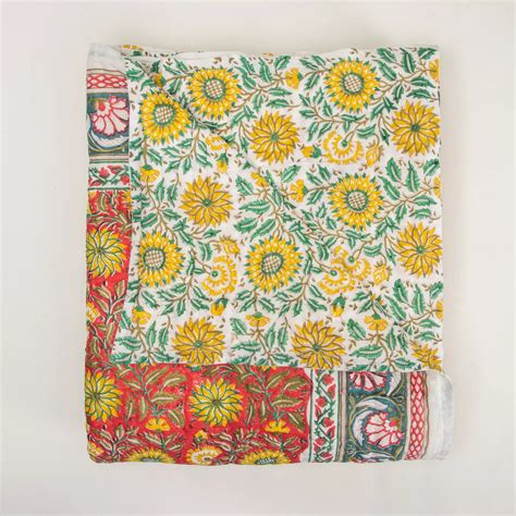 Indian Printed Reversible Organic Cotton Floral Jaipuri Quilt – DMAASA
