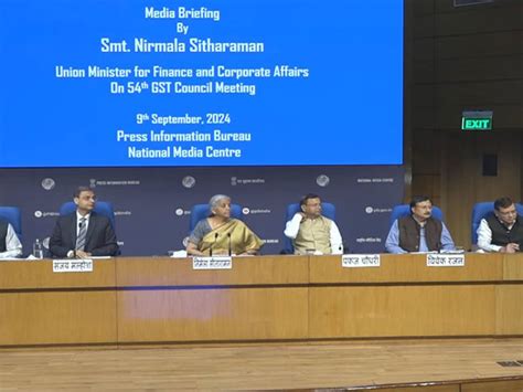 GST cut on medical insurance deferred, issue referred to Group of Ministers