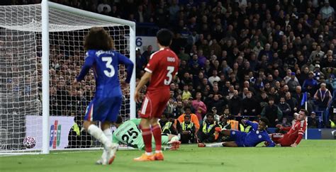 Chelsea Stun Liverpool 2-1 with Estevao’s Last-Minute Winner in England ...