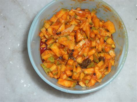 KADUMANGA ACHAR – CUT MANGO PICKLE WITHOUT PRESERVATIVES
