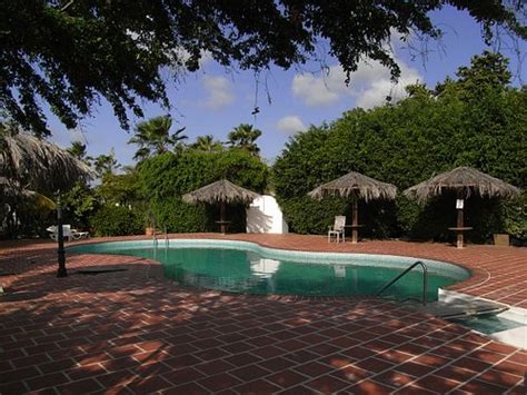 CARIBBEAN COURT BONAIRE - BREEZY BONAIRE (Kralendijk) - Hotel Reviews ...