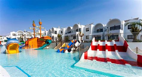 BAKOUR LANZAROTE SPLASH (Puerto Del Carmen) - Hotel Reviews, Photos ...