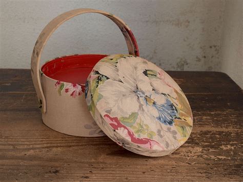 花のプリント生地 ソーイングバスケット カゴ メルスリー 手芸 ヨーロッパ フランス 蚤の市 ブロカント ヴィンテージ /J328 ...