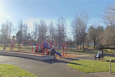 Casing Oregon: The Parks and Public Gardens of...Gresham?