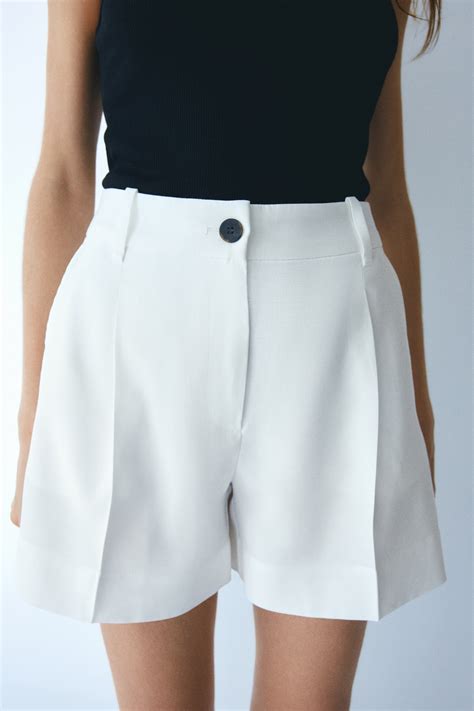 Tailored shorts - White - Ladies | H&M SG
