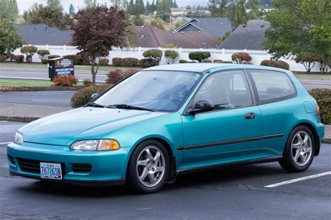 No Reserve: 1993 Honda Civic DX Hatchback 5-Speed for sale on BaT ...