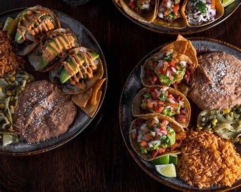 La Puerta (Mission Hills) Menu San Diego • Order La Puerta (Mission ...