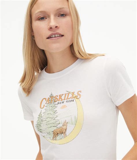 Catskills Wolf Graphic Tee