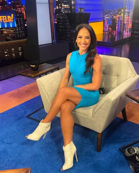Emily Compagno, Fox News : r/womenoftheright