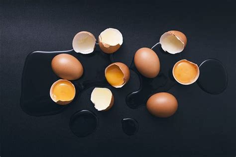 鸡蛋破了高清摄影大图-千库网