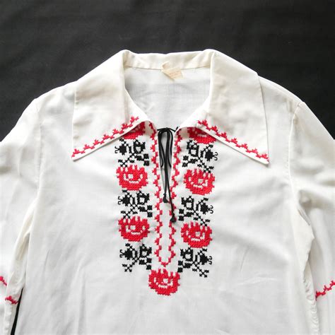 Made in Bulgaria 70s embroidery tops 70年代 ヴィンテージ ブルガリア製 お花 刺繍チュニック トップス ...