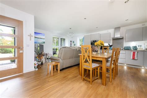 2 bed flat for sale in Hollybush Lane, Port Glasgow, PA14 | McArthur Scott