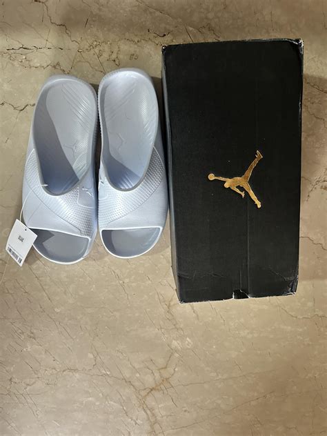 Nike Mens Jordan Post Slide-Light Sandal Silver/Light Silver-Mica Green ...