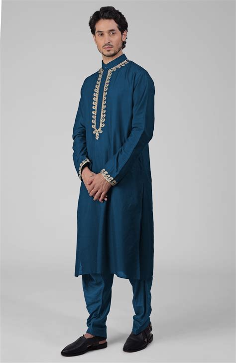 Emerald Green Kashmiri Tilla Hand Embroidered Kurta Set – Talking Threads