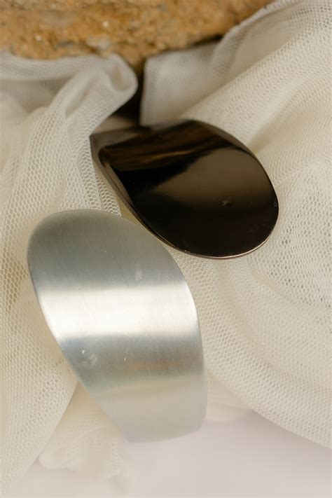 Modern Two-Tone Silver-Plated Bracelet-Black