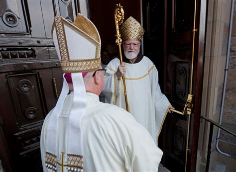 Richard Henning installed as 7th archbishop of Archdiocese of Boston