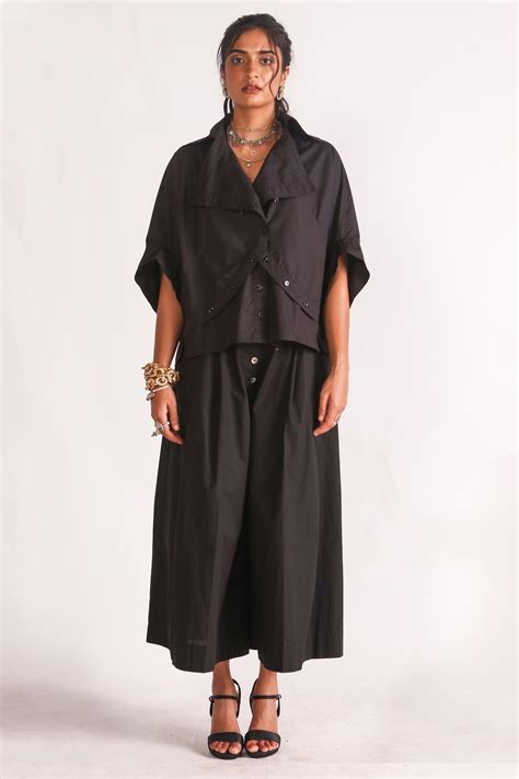 House of Three - Hridaya Wide Leg Pleated Pants - Elahe