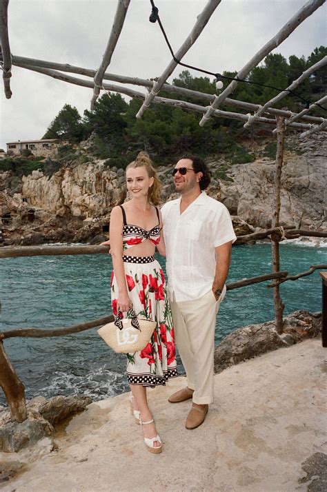 These Doctors, Who Met in an Operating Room, Wed in an Olive Grove ...
