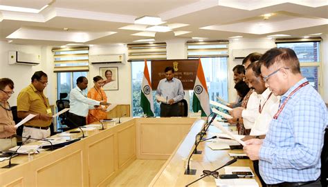 Press Information Bureau