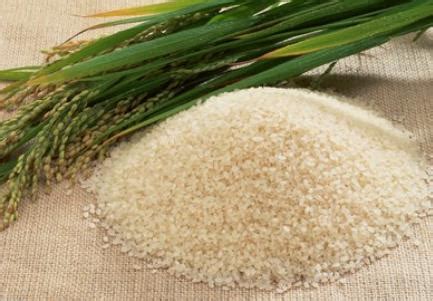 袋装大米与散装大米有什么区别？提示：差异主要体现在3个方面|大米|米饭|主食_新浪新闻