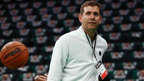 What should Brad Stevens do with the Celtics this offseason?