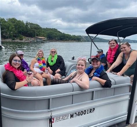 RTs Cove weekend with friends - Reviews, Photos - Adventure Boat ...