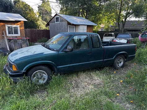 1996 Chevrolet S-10 for Sale in Los Angeles, CA - OfferUp