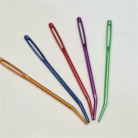 Image result for How to Thread A Darning Needle