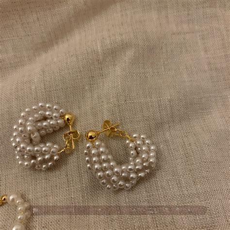 Just Lil Things White Pin Earrings jlt11768 – justlilthings