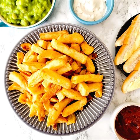 How to Reheat Chippy Chips in the Air Fryer – Feast Glorious Feast