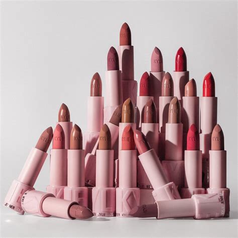 Crème Lipstick • Been A Minute