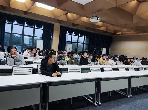 简洁的学生韩国留学读研申请书Word模板下载_熊猫办公