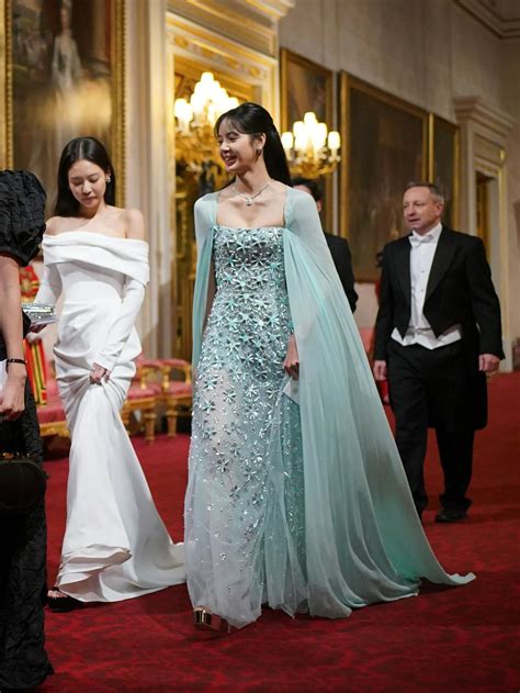 The Best Dressed Stars of the Week Kicked Off the Holiday Season in ...