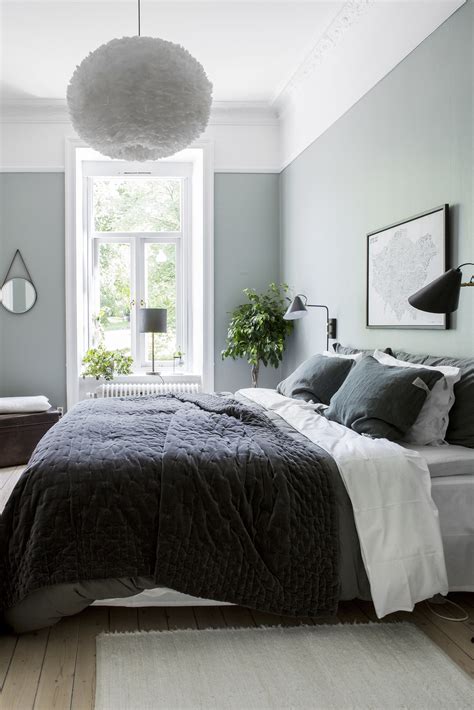 grey white and green bedroom ideas