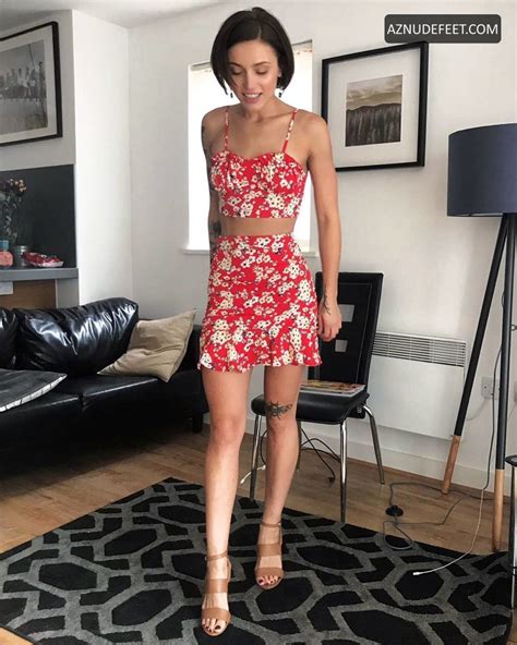 MIRANDA BISSONNETTE Feet - AZNudeFeet