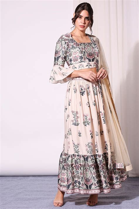 Pasrel Floral Printed Crop Top And Skirt