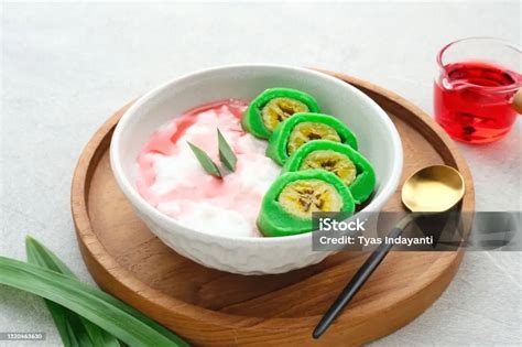 Cara Membuat Es Pisang Ijo di Rumah dengan Mudah: Cocok Dihidangkan ...