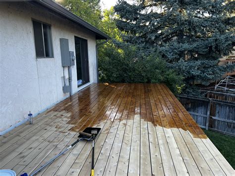 Staining My Cedar Deck with Ready Seal Stain (video) — The Side Hustle ...