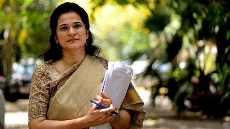 Indian social activist among 12 anti-corruption champions awarded by ...