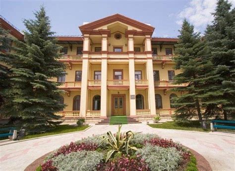 VOENNYI SANATORIUM YESSENTUKSKIY (Essentuki) - Russian Health Resort ...
