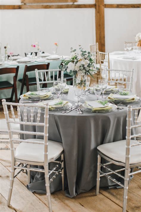 48 inch round table wedding | Beachweddingtips.com