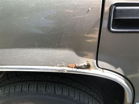 How to Repair Rust Blisters On Fender 的图像结果